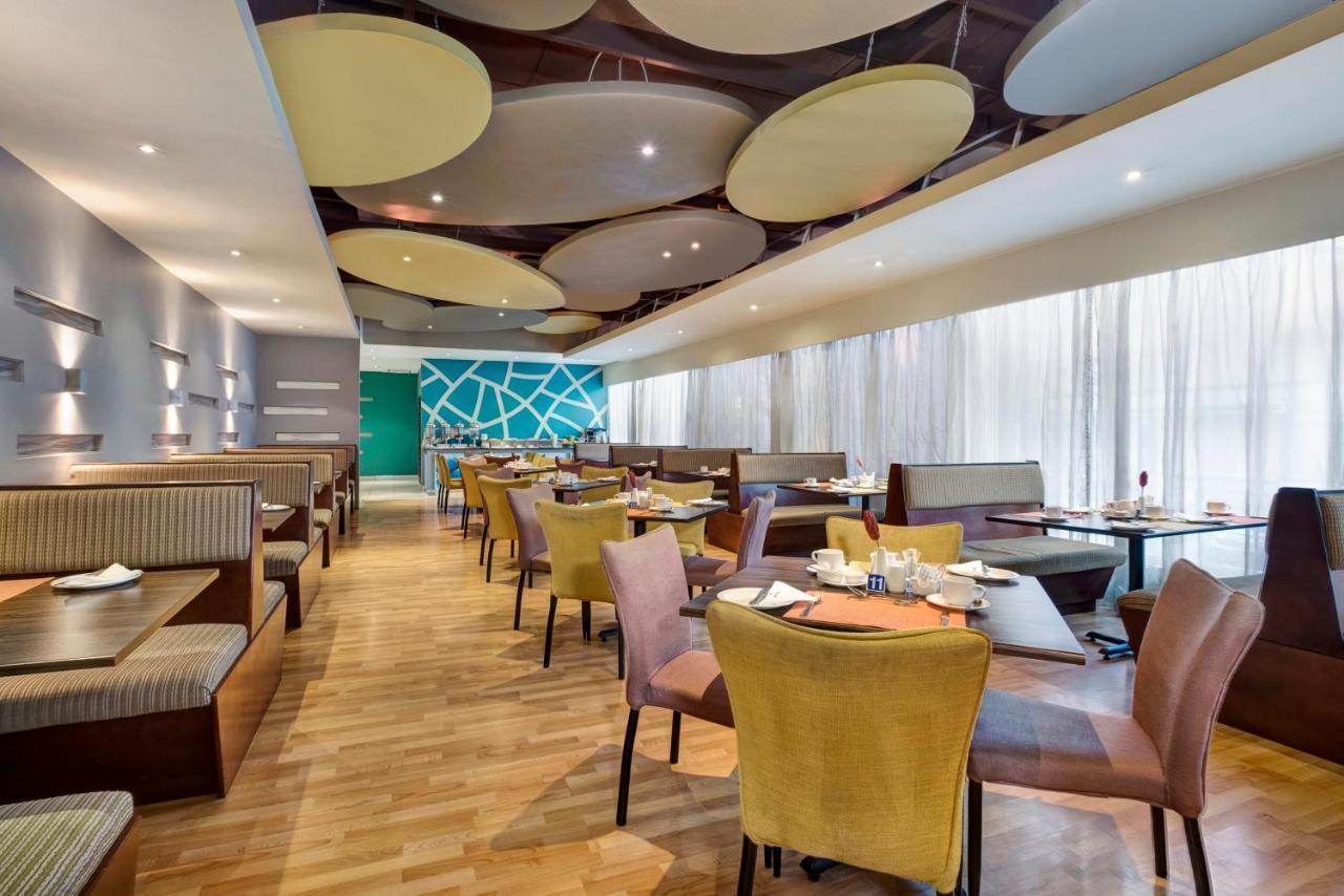 Protea Hotel By Marriott Lusaka Cairo Road Екстериор снимка