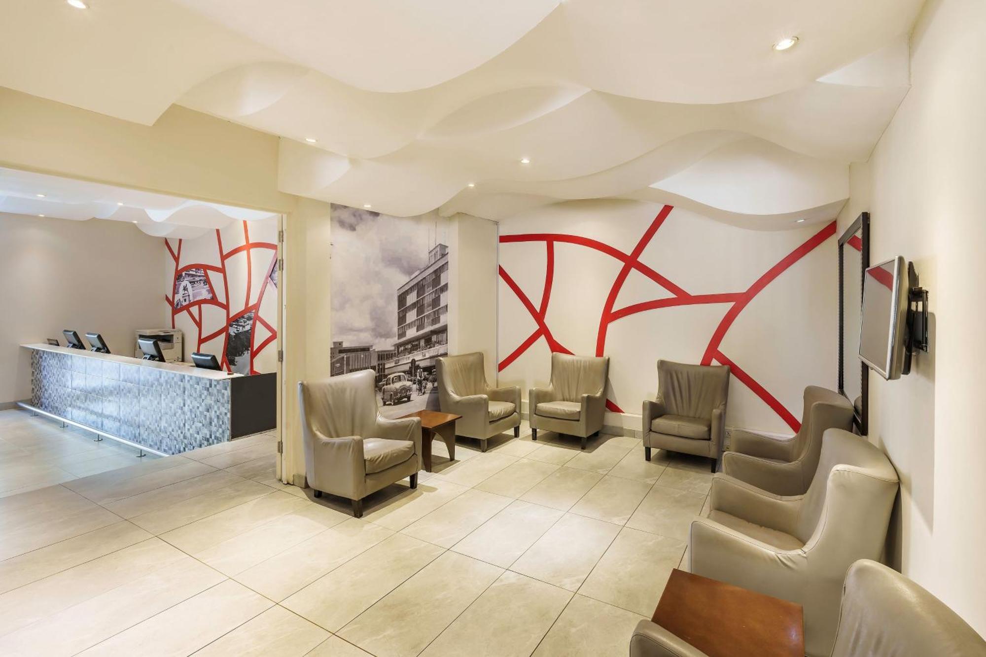 Protea Hotel By Marriott Lusaka Cairo Road Екстериор снимка