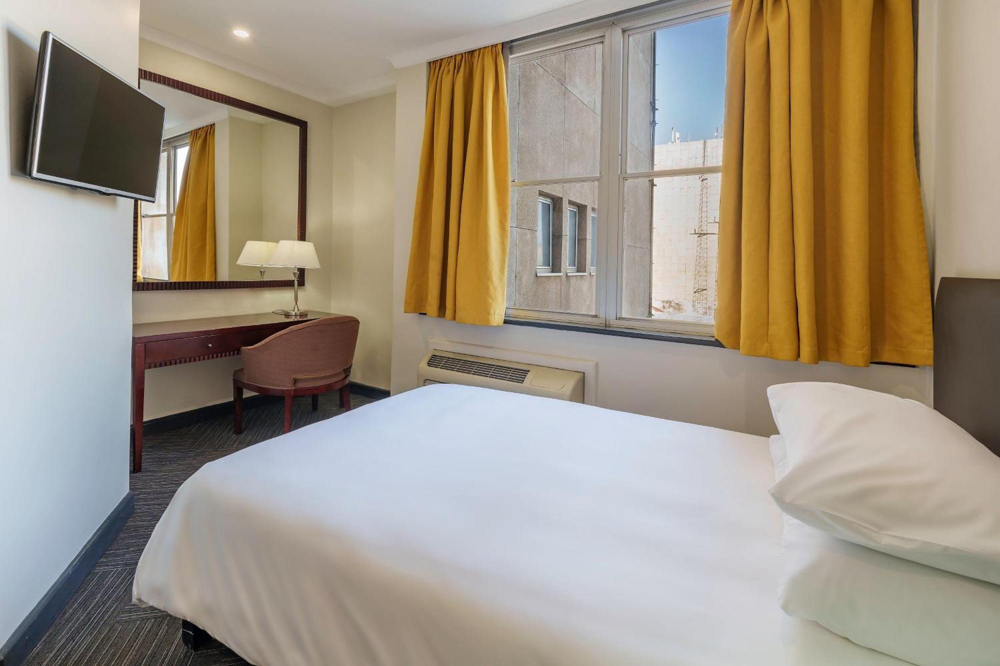 Protea Hotel By Marriott Lusaka Cairo Road Екстериор снимка