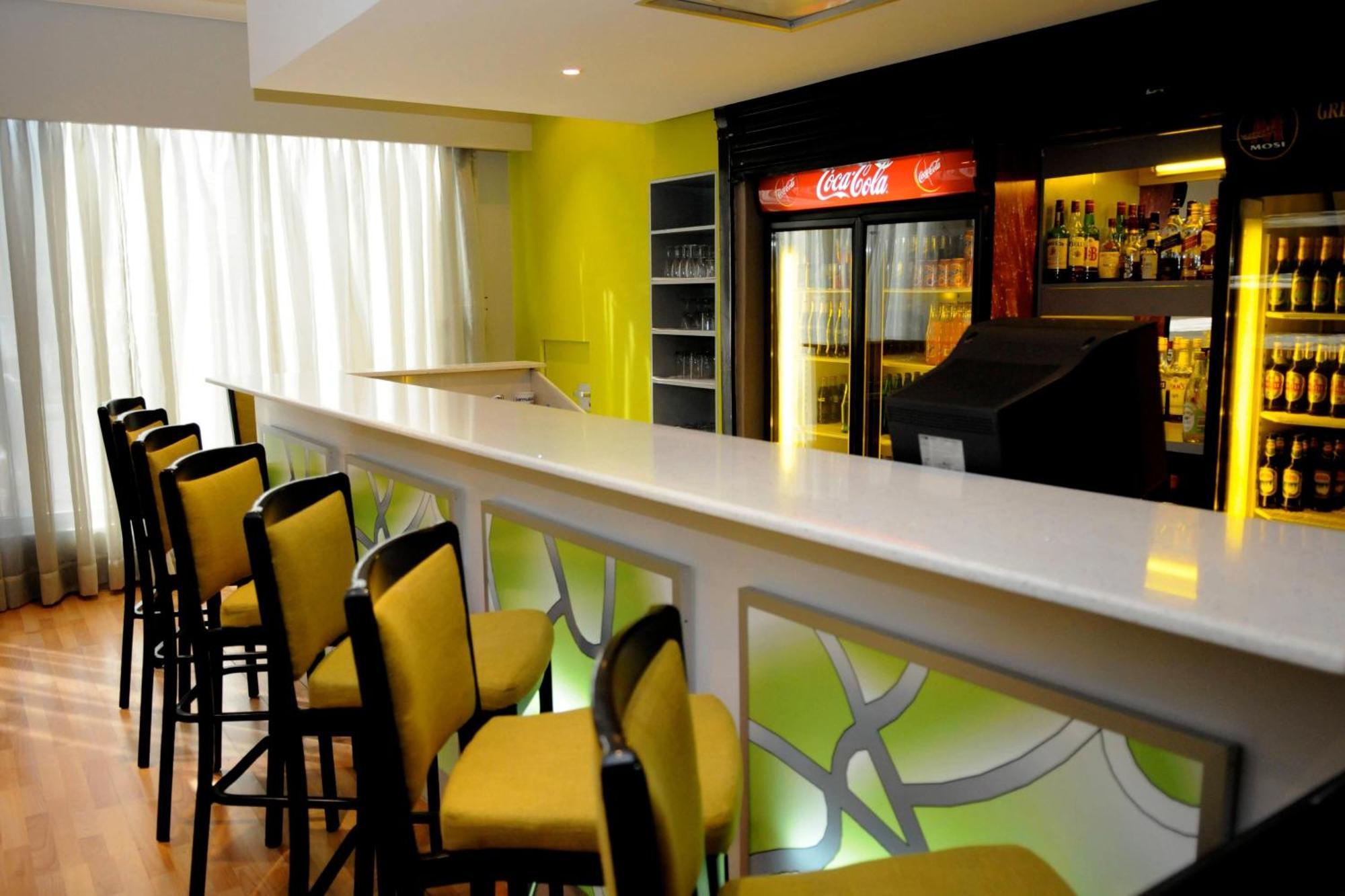 Protea Hotel By Marriott Lusaka Cairo Road Екстериор снимка