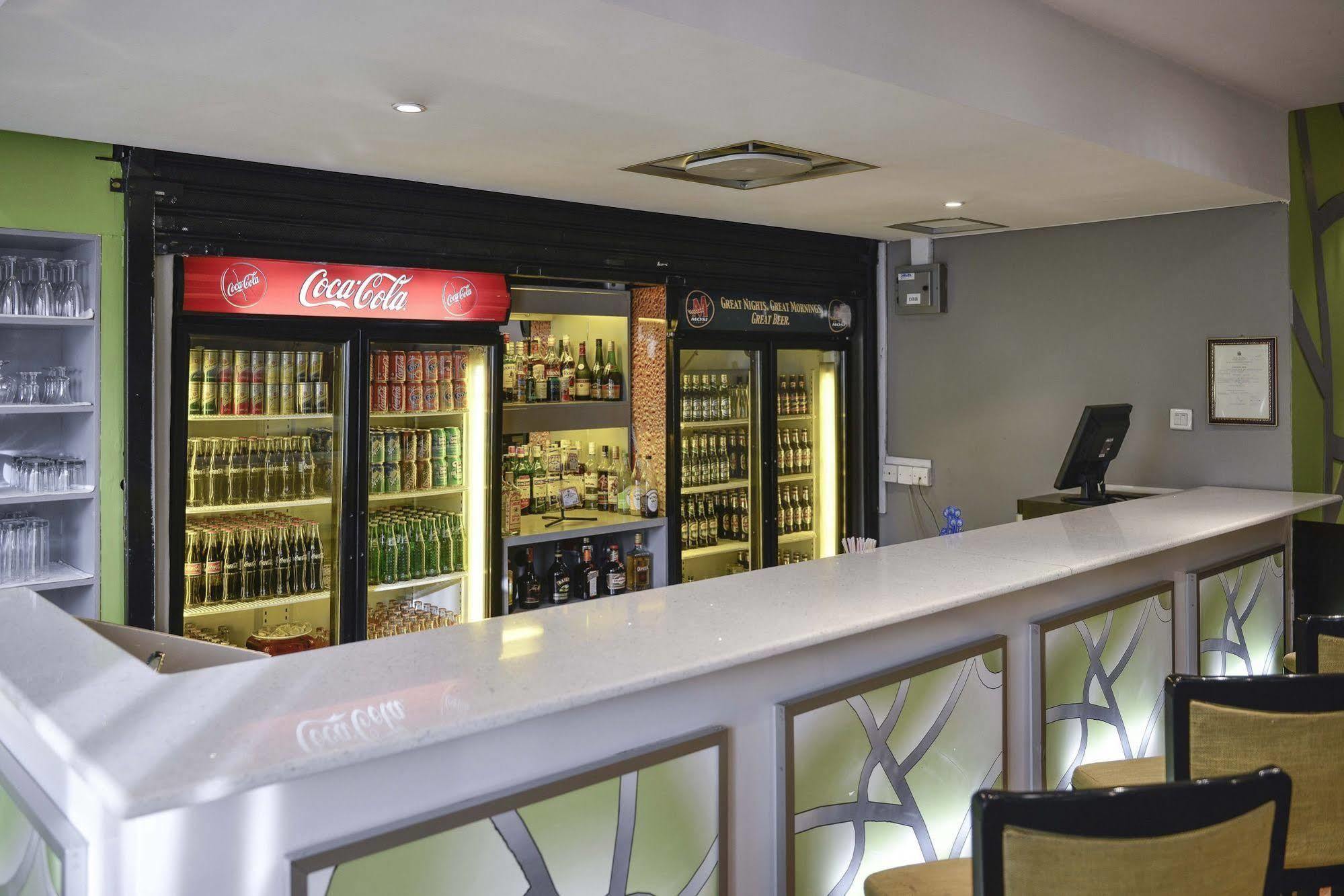 Protea Hotel By Marriott Lusaka Cairo Road Екстериор снимка